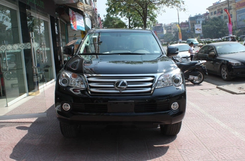 GX460, người anh em song sinh của Toyota Land Cruiser Prado. Ảnh: Trọng Nghiệp.