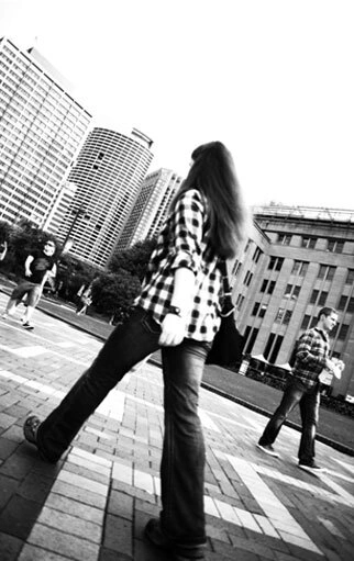 Trước đây tôi vẫn hình dung về Sydney là một thành phố phát triển với nhịp sống ồn ào và tất bật, thế nhưng ngay chính trong lòng phố nhộn nhịp với những bước chân vội vã..