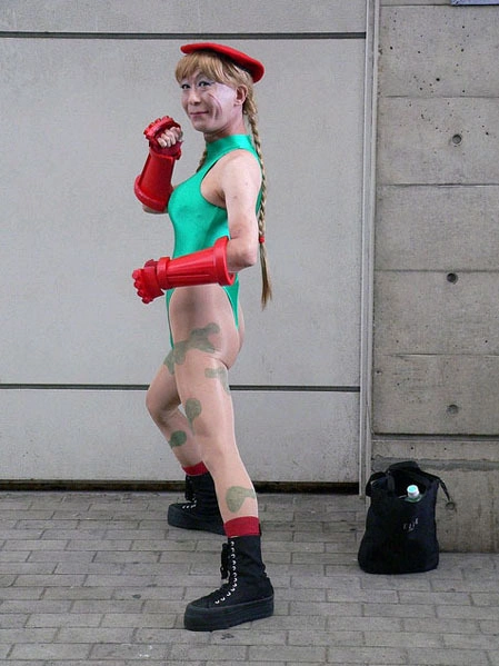 streetfighter-1351657106_500x0.jpg