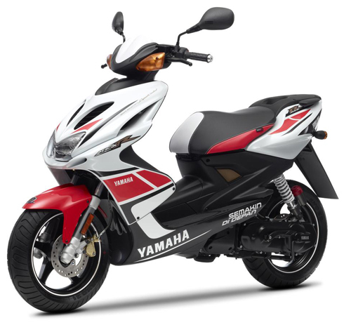 2ayamahaaerox-1355204802_500x0.jpg