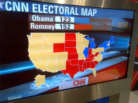 Kết quả nghiêng về Romney, theo trưng cầu sau bầu cử của CNN. Ảnh: CNN