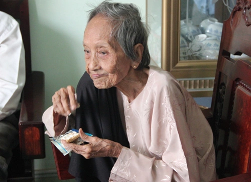 Cu-Nguyen-Thi-Tru-1-JPG-6947-1406012200.