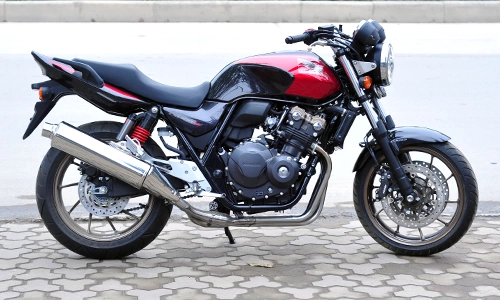 Honda CB400 Super Four 2015 bản đặc biệt tại Hà Nội.