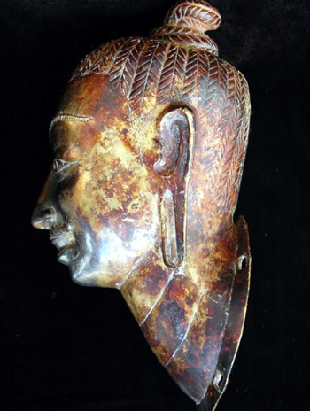 nhieu-nguoi-vuong-lao-ly-vi-bao-vat-quoc-gia-bang-vang-1