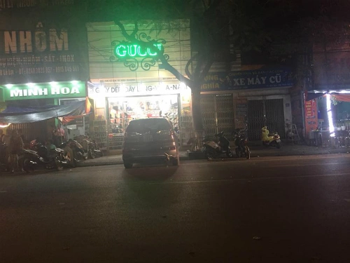 dau-sung-truy-bat-ong-trum-ma-tuy-dam-xe-vao-nha-dannong-tren-mang-xh-8