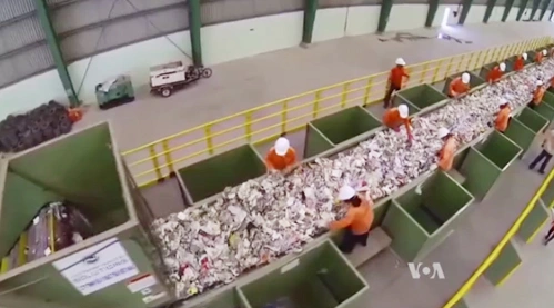 các nhà máy phân loại tự động cao có quy mô lớn và hiện đại của công ty, được xây dựng và hoạt động theo tiêu chuẩn Mỹ.