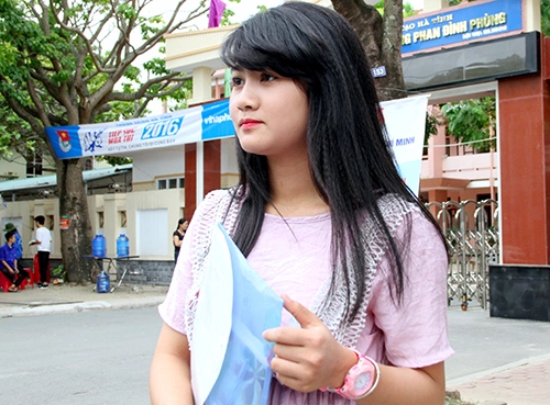 hai-thi-sinh-du-thi-thpt-quoc-gia-tai-ha-tinh-dat-diem-10-mon-dia-ly
