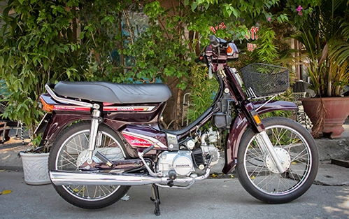 honda-dream-ii-hang-suu-tam-o-ha-noi