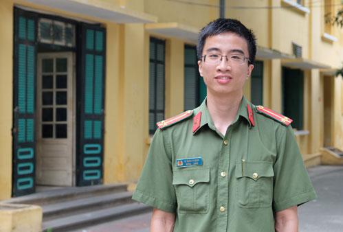thu-khoa-duoc-thang-ham-trung-uy-cua-hoc-vien-an-ninh