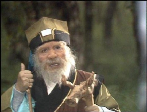 nhung-loi-hai-huoc-trong-phim-tay-du-ky-1986-5