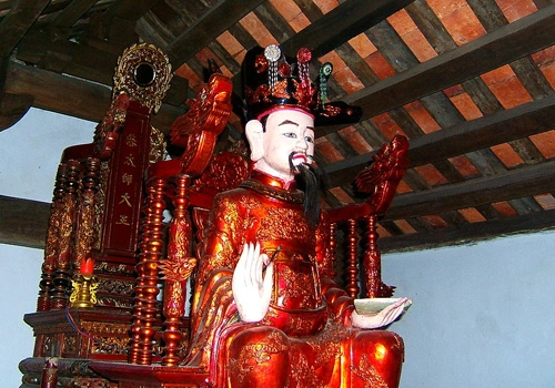 vu-an-hoa-ho-giet-vua-va-vi-trang-nguyen-dau-tien-cua-viet-nam-1