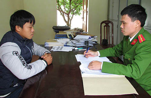rinh-bo-me-vang-nha-thanh-nien-chua-vo-ga-yeu-co-be-13-tuoi