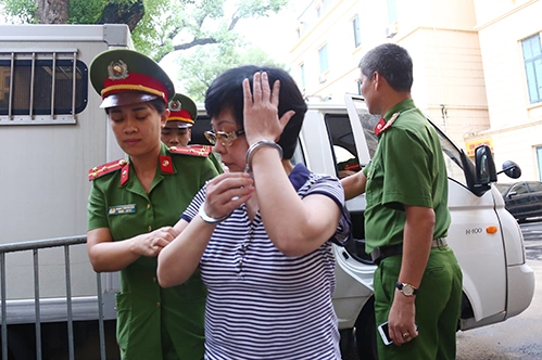 cuu-dai-bieu-quoc-hoi-thu-nga-linh-an-chung-than-boi-thuong-55-ty-dong-1