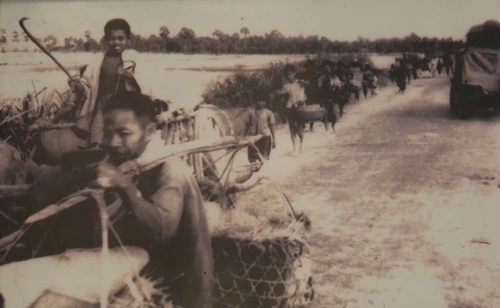 Người dân huyện Bảy Núi, An Giang sơ tán vào năm 1978.