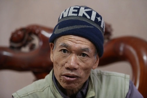 Ông Nghiêm là người chỉ đạo việc đào bới hai quả bom vào năm 1972. Ảnh: Gia Chính