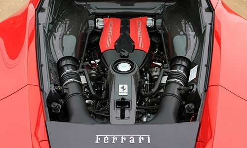 Động cơ 3,9 lít V8 biturbo của Ferrari giành giải động cơ của năm 2019.