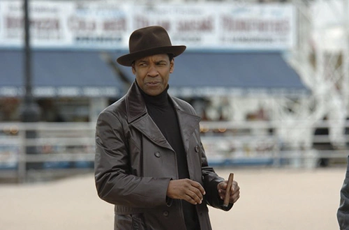 Diễn viên Denzel Washington đóng vai Lucas trong phim American Gangster năm 2006. Ảnh: NY Daily News
