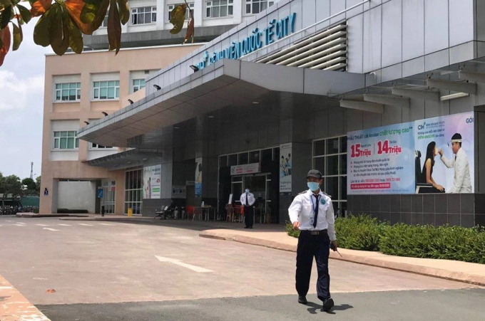 Bệnh viện Quốc tế City ngừng tiếp nhận bệnh nhân, sáng 29/7. Ảnh: Đinh Vui.