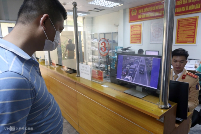 Nữ tài xế 30 lần vi phạm giao thông bị phạt nguội qua camera - 2
