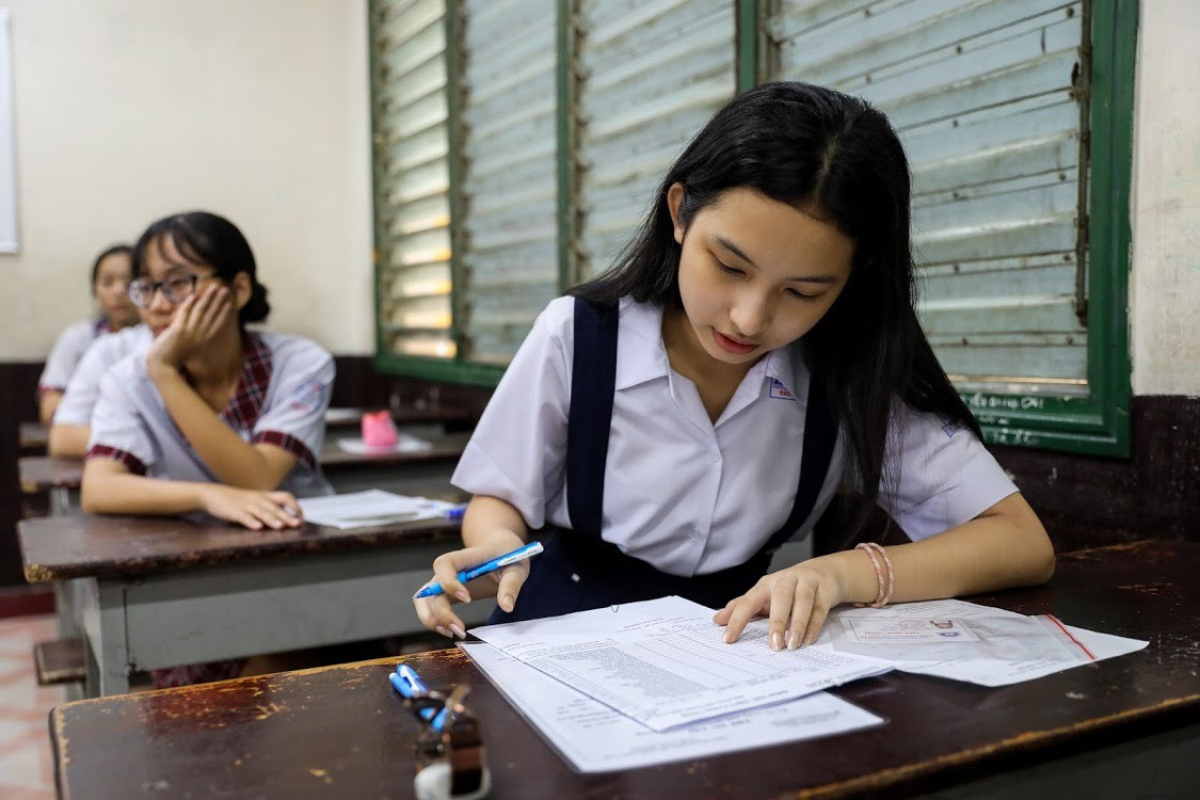 Một góc nhìn về chuyện giáo viên đi dạy thêm ở Việt Nam Một góc nhìn về chuyện giáo viên đi dạy thêm ở Việt Nam