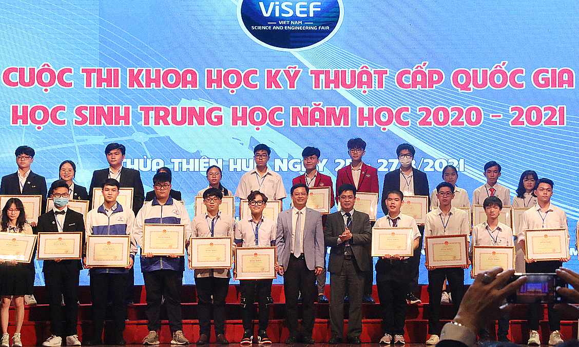 12 dự án đoạt giải nhất cuộc thi khoa học kỹ thuật quốc gia