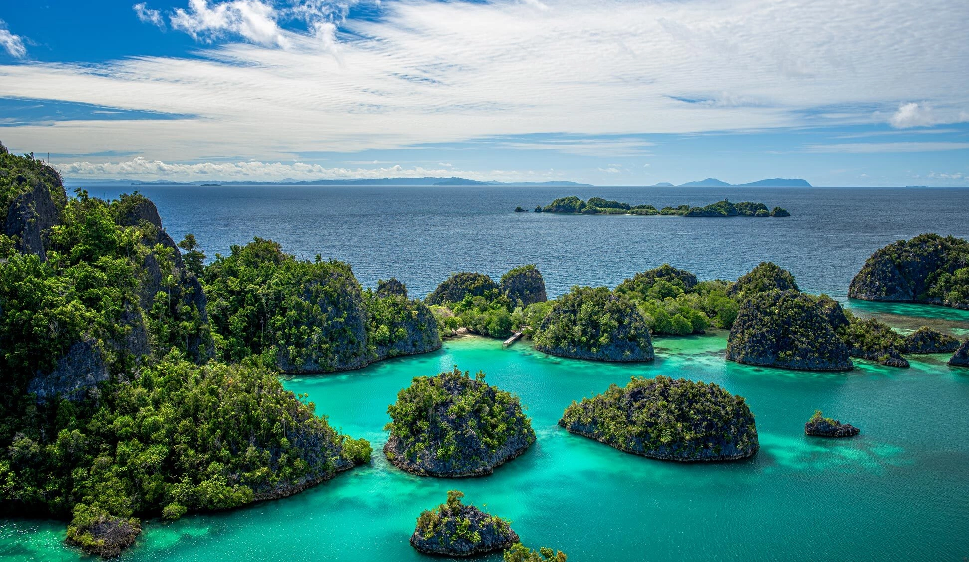 Khó khăn trong vận tải liên đảo Indonesia: Sự kết hợp giữa đường bộ, đường biển và đường hàng không