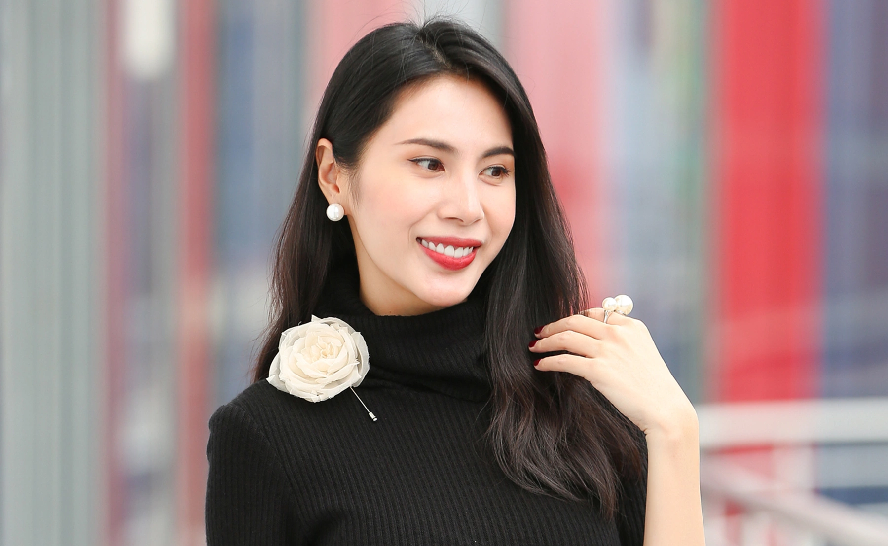 Ca sĩ Thuỷ Tiên