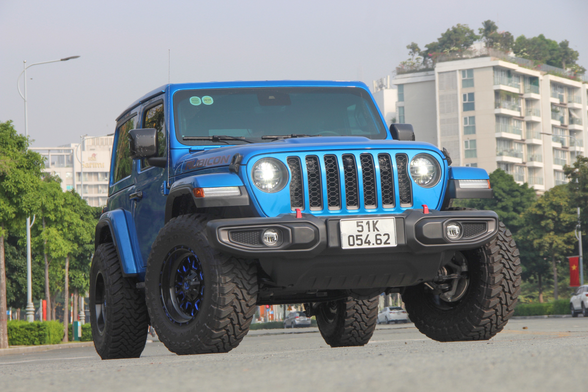 Jeep Wrangler 2 cửa giá 3,788 tỷ đồng - chất xe phong trần kiểu Mỹ - VnExpress