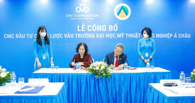 Ông Nguyễn Trung Chính, Chủ tịch Tập đoàn Công nghệ CMC và bà Nguyễn Thu Nga, Chủ tịch Công ty CP Đầu tư Đại học Á Châu - Chủ tịch Hội đồng quản trị Đại học Á Châu ký hợp tác đầu tư chiến lược.