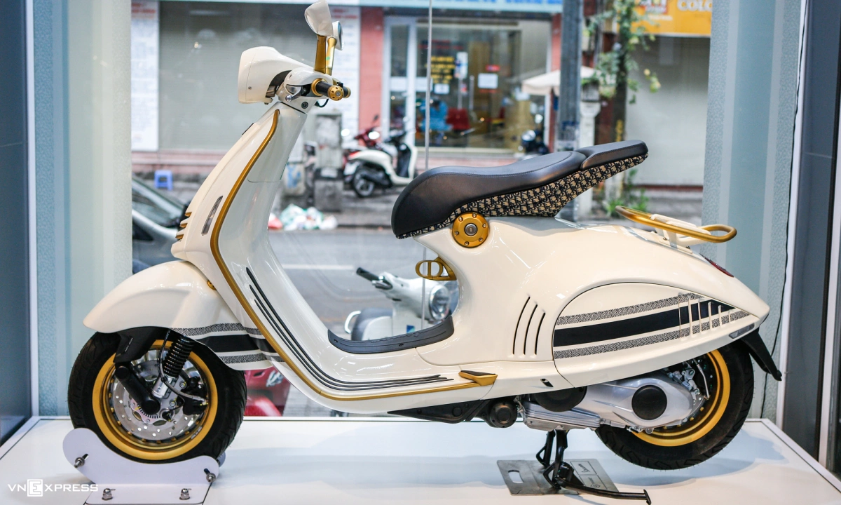 946 dior vespa Clearance