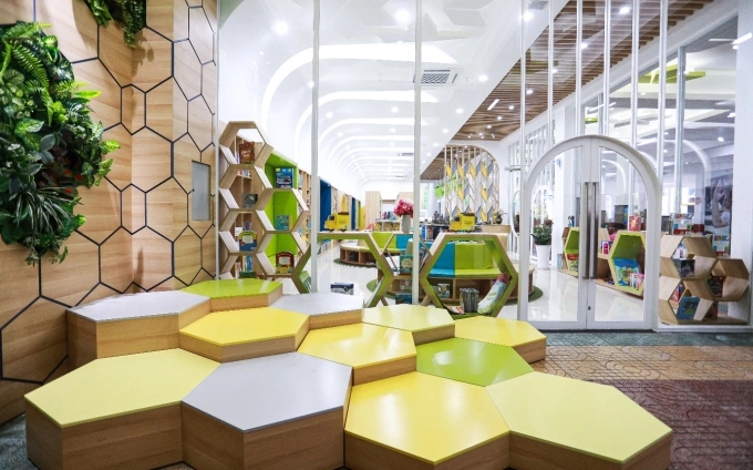 Không gian thư giãn tại thư viện Trường Quốc tế Á Châu. Ảnh: XIN TÊN NGƯỜI CHUP