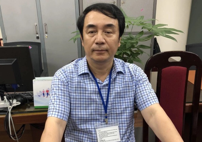Ông Trần Hùng khi bị bắt. Ảnh: Công an cung cấp