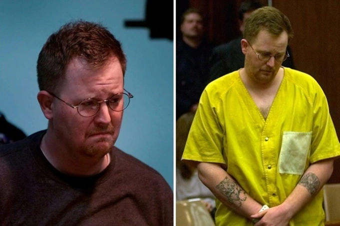 John Eric Armstrong thể hiện vẻ ăn năn trên tòa. Ảnh: RD