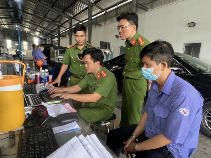 Giám đốc trung tâm đăng kiểm ở Đồng Nai bị bắt
