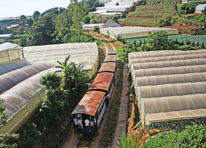 Hiện tuyến chỉ còn đoạn Trại Mát - Đà Lạt dài 7 km khai thác tàu du lịch. Ảnh: Phước Tuấn