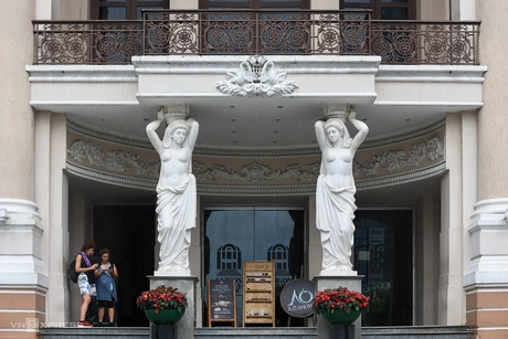 Saigon Opera House (Ho Chi Minh City Municipal Theatre): Complete Visitor Guide 2025 Saigon Opera House (Ho Chi Minh City Municipal Theatre): Complete Visitor Guide 2025