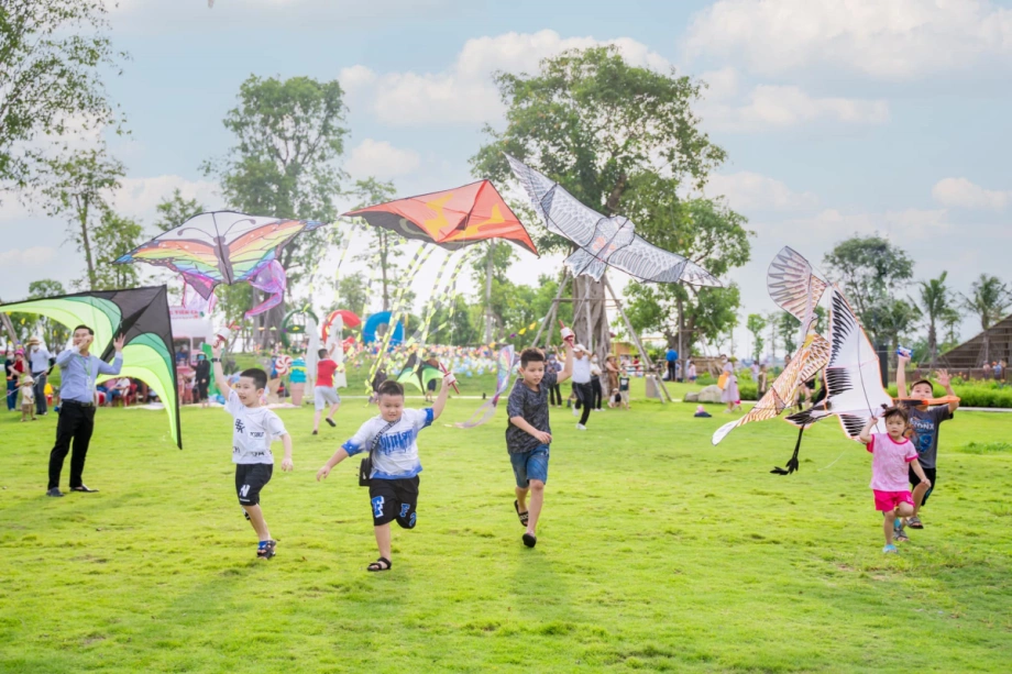 Công viên hồ thiên nga Eco Central Park mở cửa tự do - Báo VnExpress