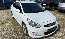 Mua xe cũ nên chọn Accent hay Elantra?