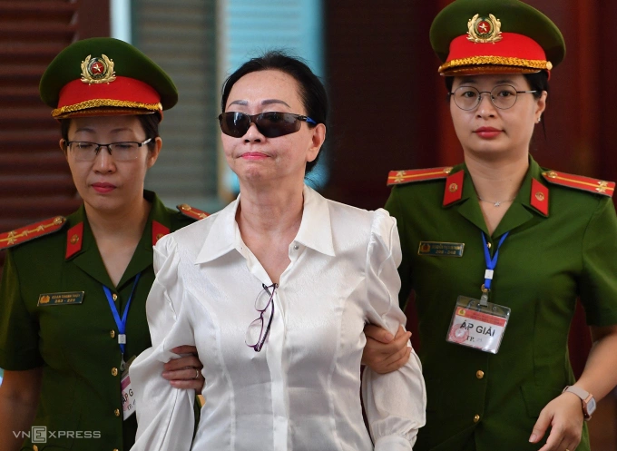 Bà Trương Mỹ Lan trước giờ tuyên án. Ảnh: Thanh Tùng