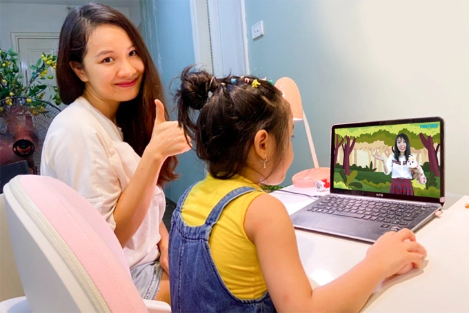 Trẻ học tiếng Anh qua chương trình của Pantado. Ảnh: Pantado