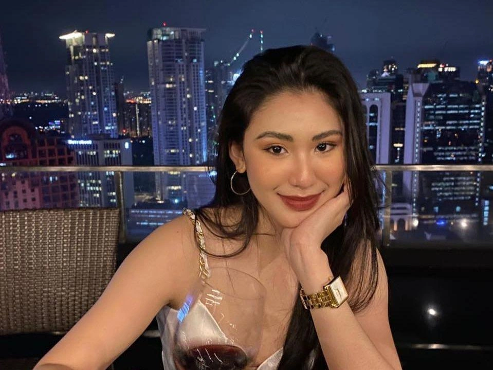 Cái chết bí ẩn của á hậu trong tiệc giao thừa với 11 người đàn ông