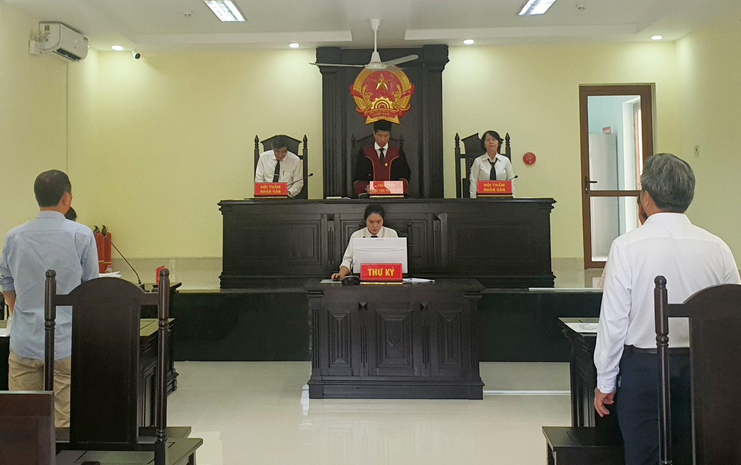 Tòa tuyên án. Ảnh: Bùi Toàn