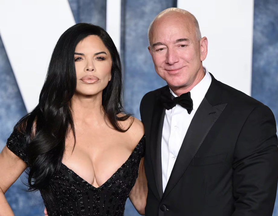 Hôn thê của tỷ phú Jeff Bezos bị bạn cũ kiện 'đạo văn' - Báo VnExpress