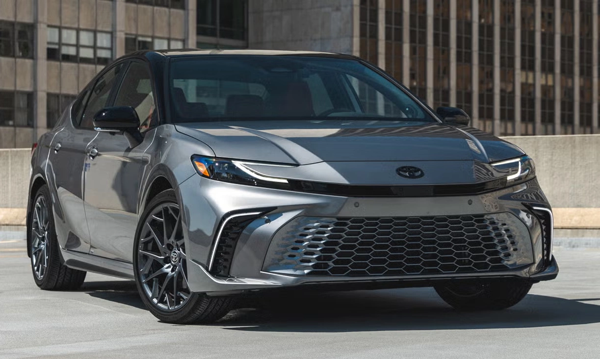 Doanh số Toyota Camry một ngày ở Mỹ bằng 8 tháng tại Việt Nam - Báo VnExpress