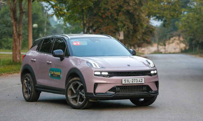 Lynk & Co 06 trong chuyến hành trình của các giám khảo Car Awards 2024. Ảnh: Lương Dũng