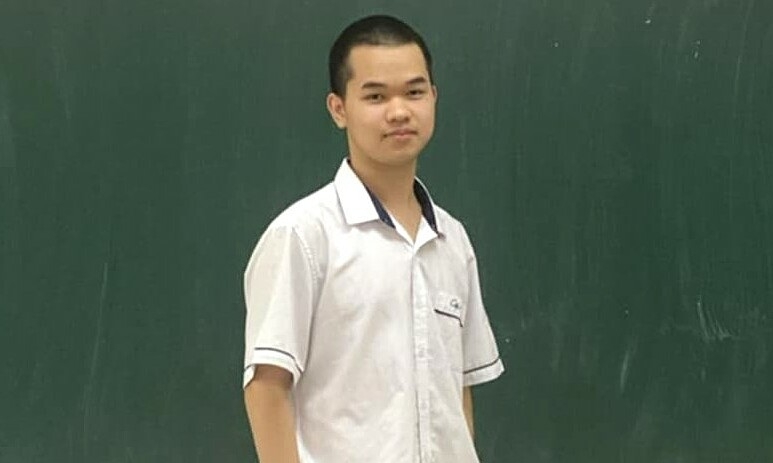 Nam sinh lớp 11 giành ngôi thủ khoa Toán quốc gia