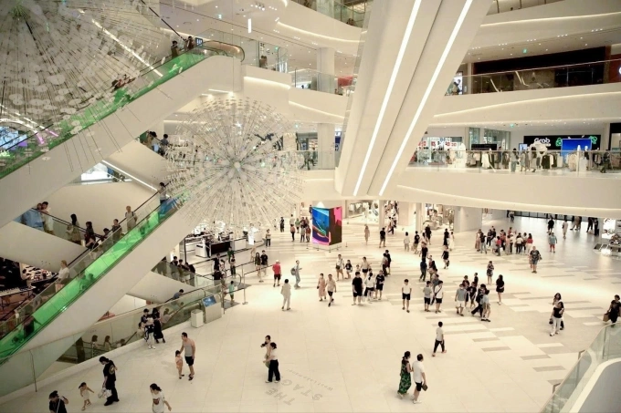 Trung tâm mua sắm, giải trí Lotte Mall West Lake Hanoi trong mùa Black Friday năm ngoái. Ảnh: Lotte Mall West Lake Hanoi