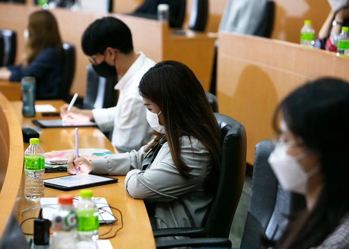Nghiên cứu sinh tiến sĩ tại Đại học Quốc gia Seoul. Ảnh minh họa: Seoul National University Fanpage