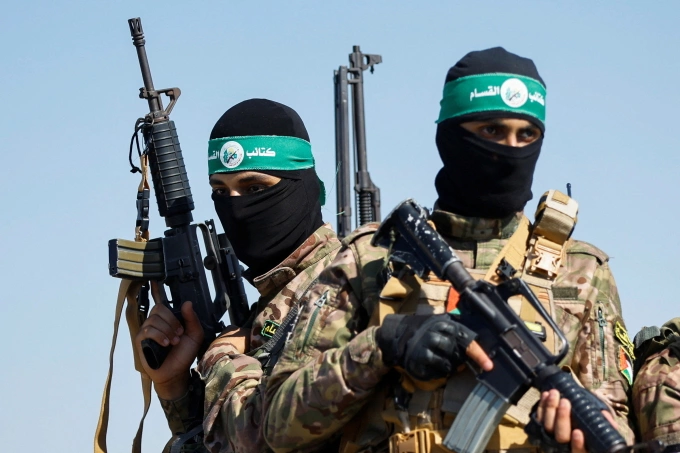 Các tay súng Hamas ở Gaza vào tháng 7/2024. Ảnh: Reuters