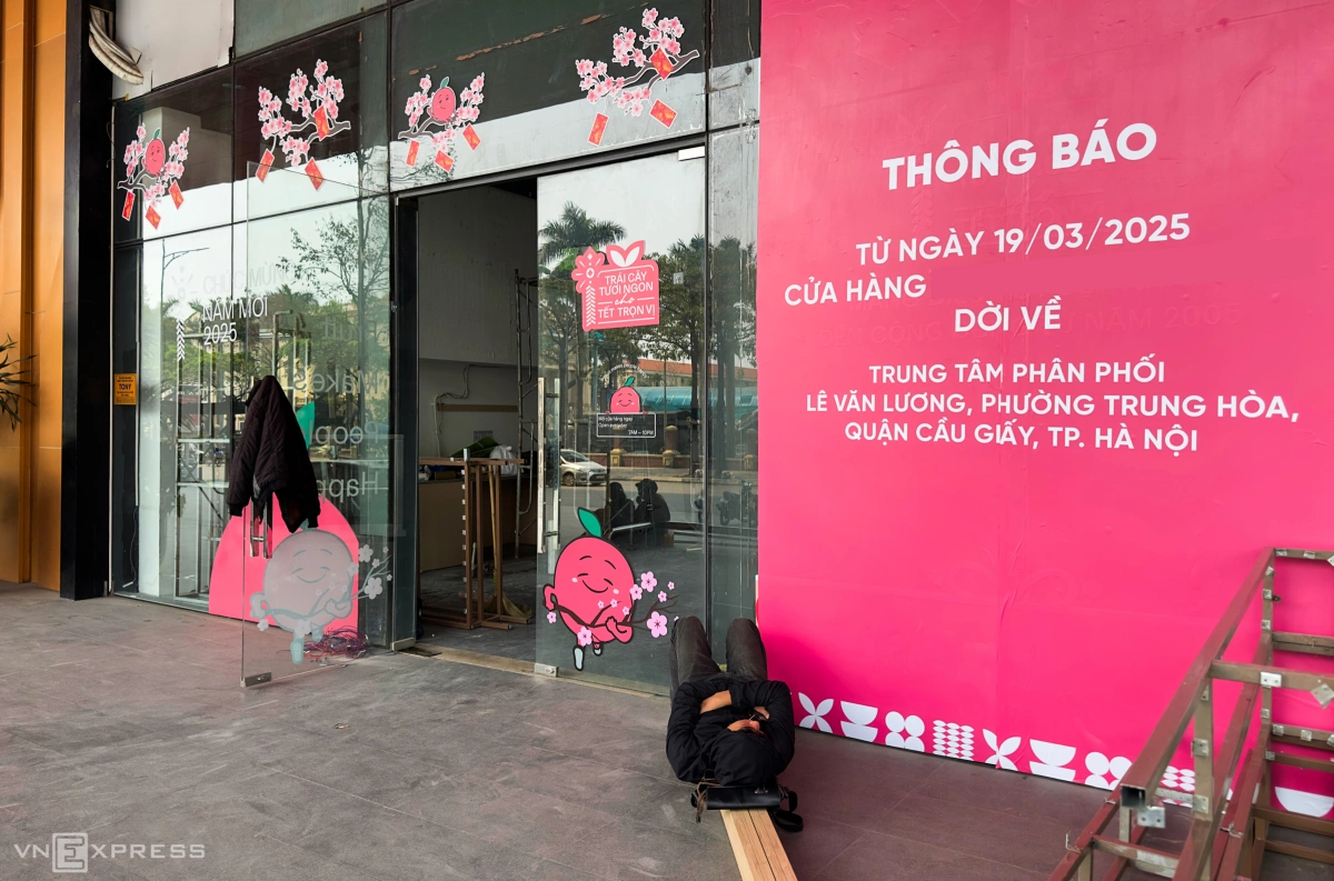 Loạt khu bán lẻ ở 'đất vàng' Hà Nội trống mặt bằng IMG 0441 1742778882